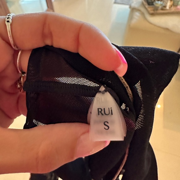 Rui Top - Picture 5 of 6